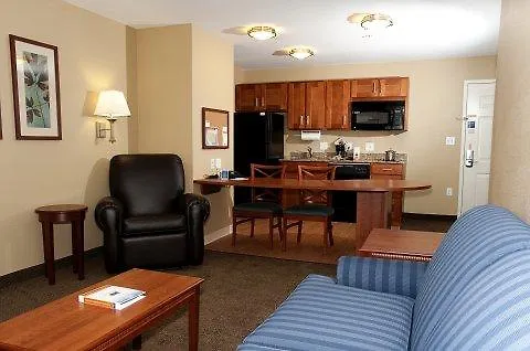 Candlewood By Ihg Hotel 2*