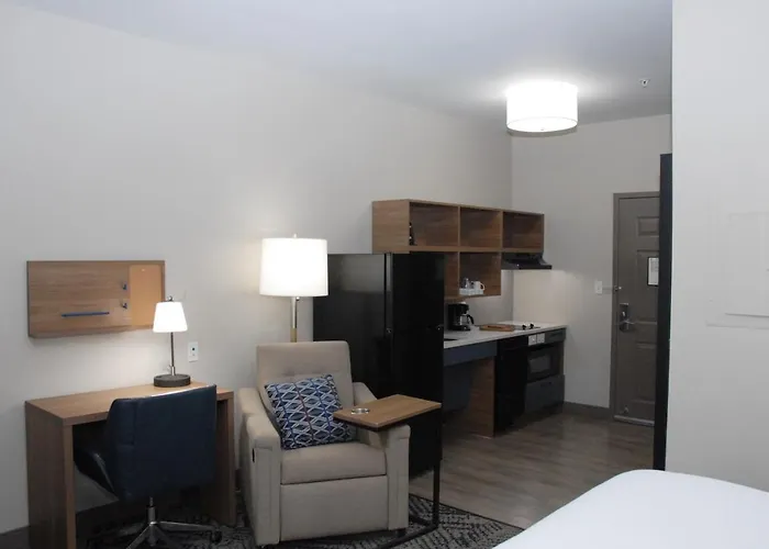Hotel Candlewood By Ihg Tallahassee