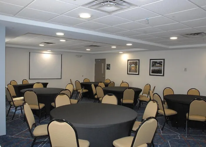 Candlewood By Ihg Tallahassee
