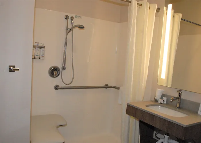 Candlewood By Ihg